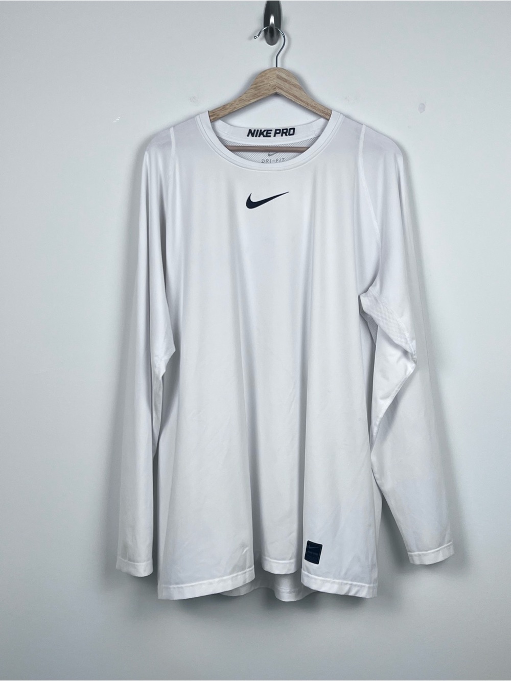 Nike Pro Men's Dri-Fit Lightweight Performance Training Long Sleeve Tee Size XXL